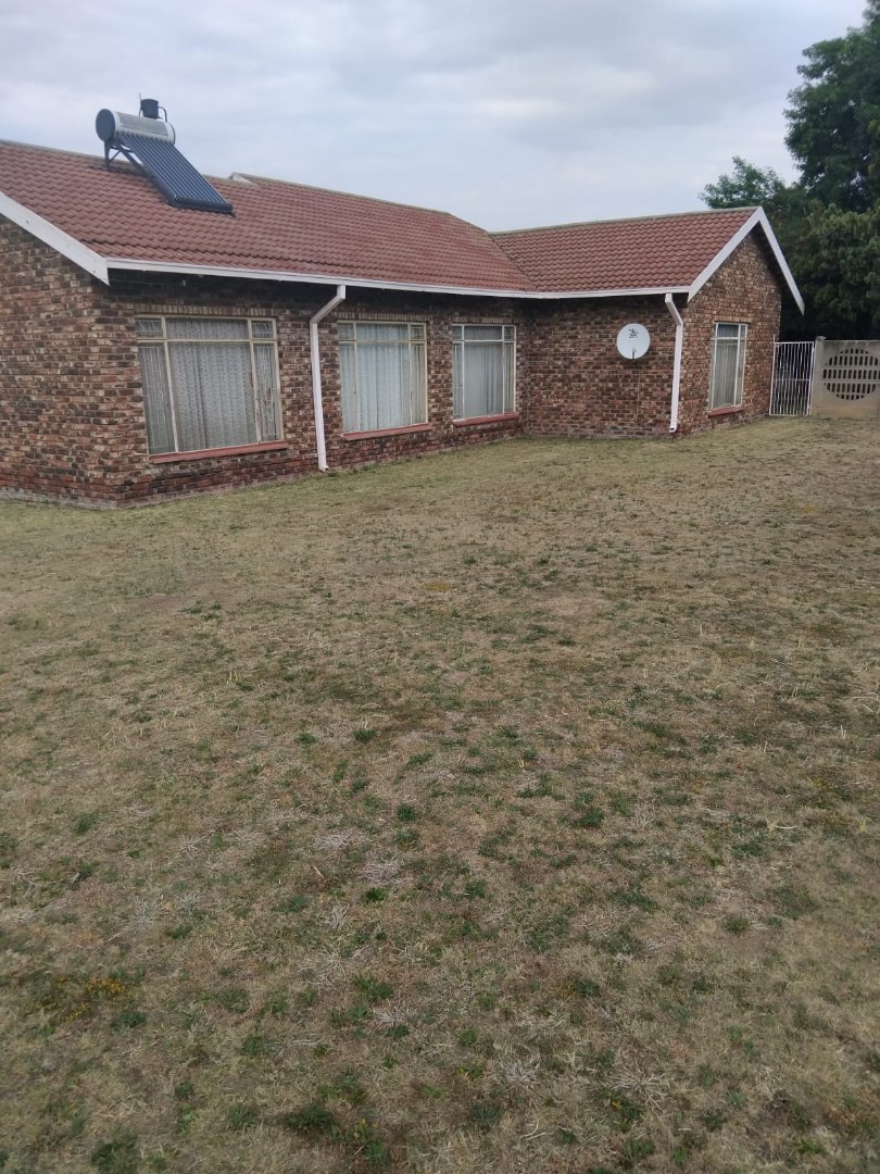 3 Bedroom Property for Sale in Morewag Free State